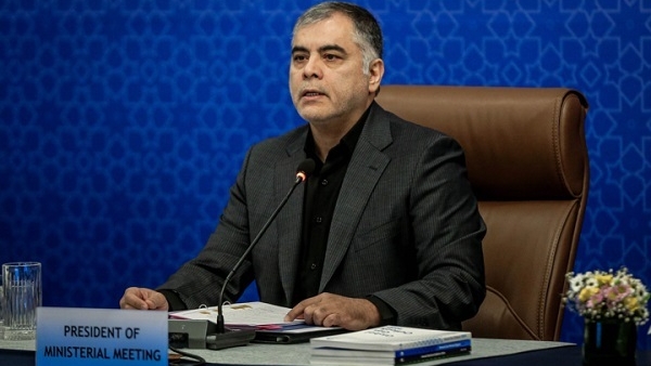 وزیر نفت از رسیدن ظرفیت تولید محصولات پتروشیمی به ۱۰۰ میلیون تن خبر داد