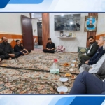 دیدار مدیرعامل پتروشیمی شیمی‌بافت با خانواده شهید محمدرضا خزیمی